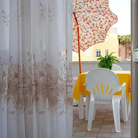 La Pigna アパートホテル ロゾリーナ・マーレ