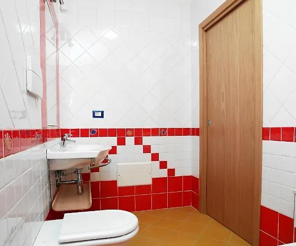 מלון דירות La Pigna 4*